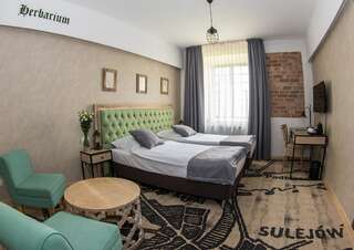 Отель Best Western Plus Hotel Podklasztorze Сулеюв Улучшенный двухместный номер с 2 отдельными кроватями-1