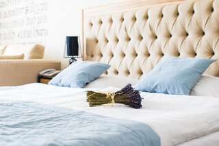 Отель Best Western Plus Hotel Podklasztorze Сулеюв Улучшенный двухместный номер с 2 отдельными кроватями-2